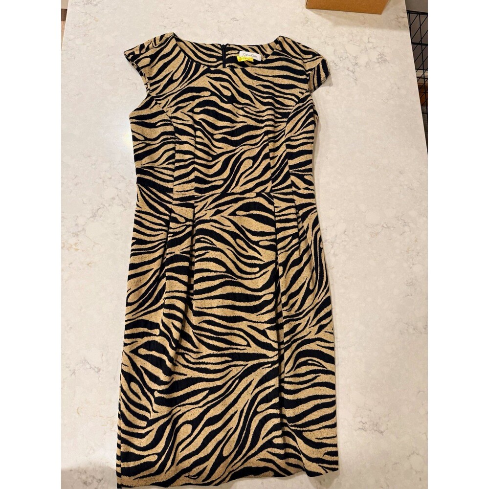 Calvin Klein Beige Black Animal Print Sheath Dress 6 Round Neck Stretch